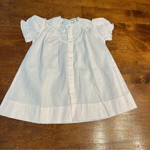 Feltman Brothers pink White Baby Dress with Lace Details size newborn